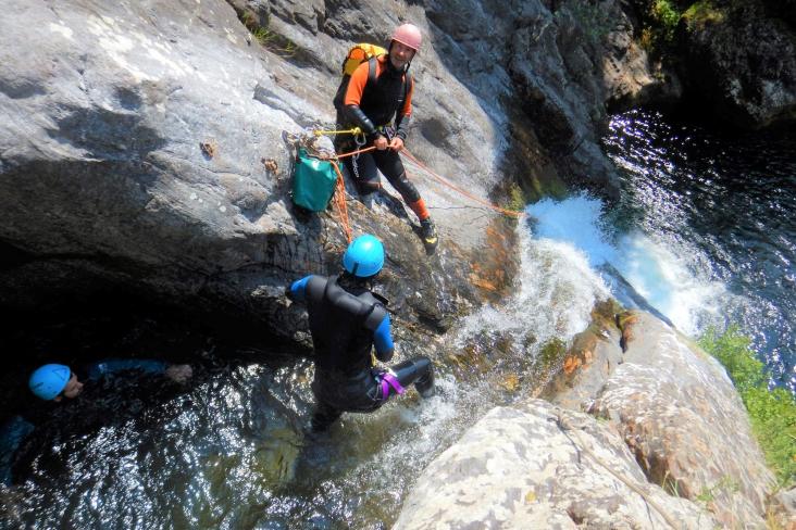 Canyoning - Canyon de Bramabiau près de Millau Aveyron